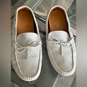 Louis Vuitton men's moccasin monogram loafers size 9 white